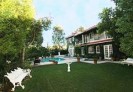 Photo of Beverly Hills: Celebrity Estate